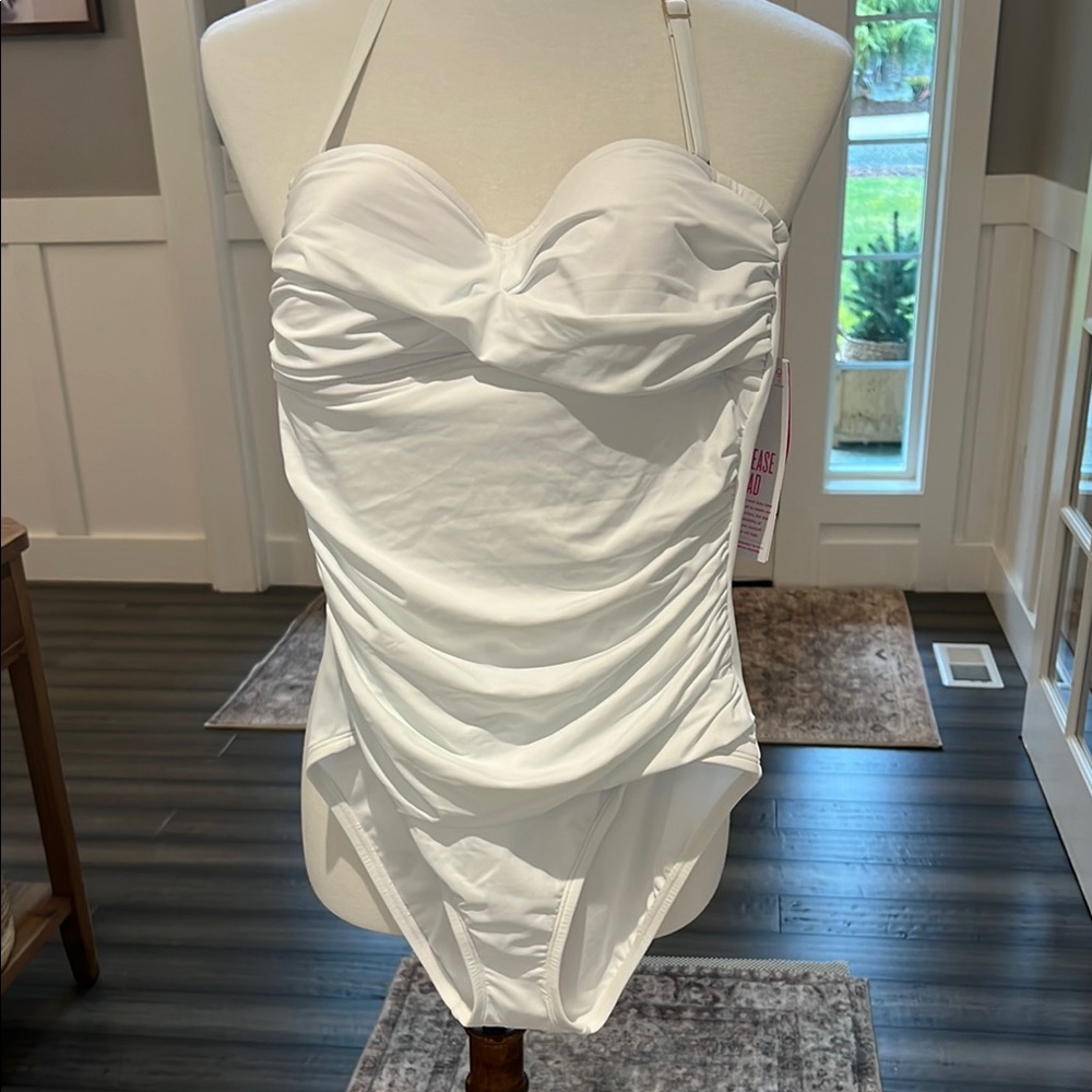 Lilly Pulitzer one piece rushed bathing suit, never worn. Size 4